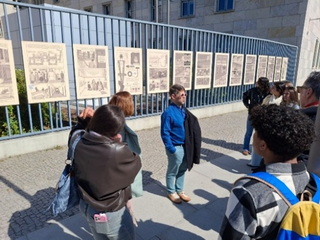 4 Cartoons fuga de uma família de resize